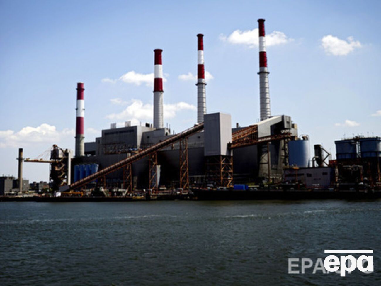 США возобновляет экспорт нефти