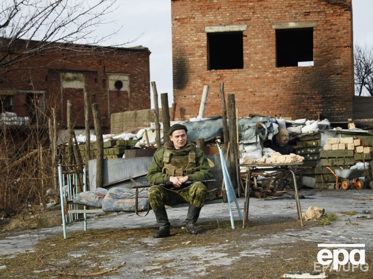 Пророссийский боевик в районе Горловки (Донецкая область)