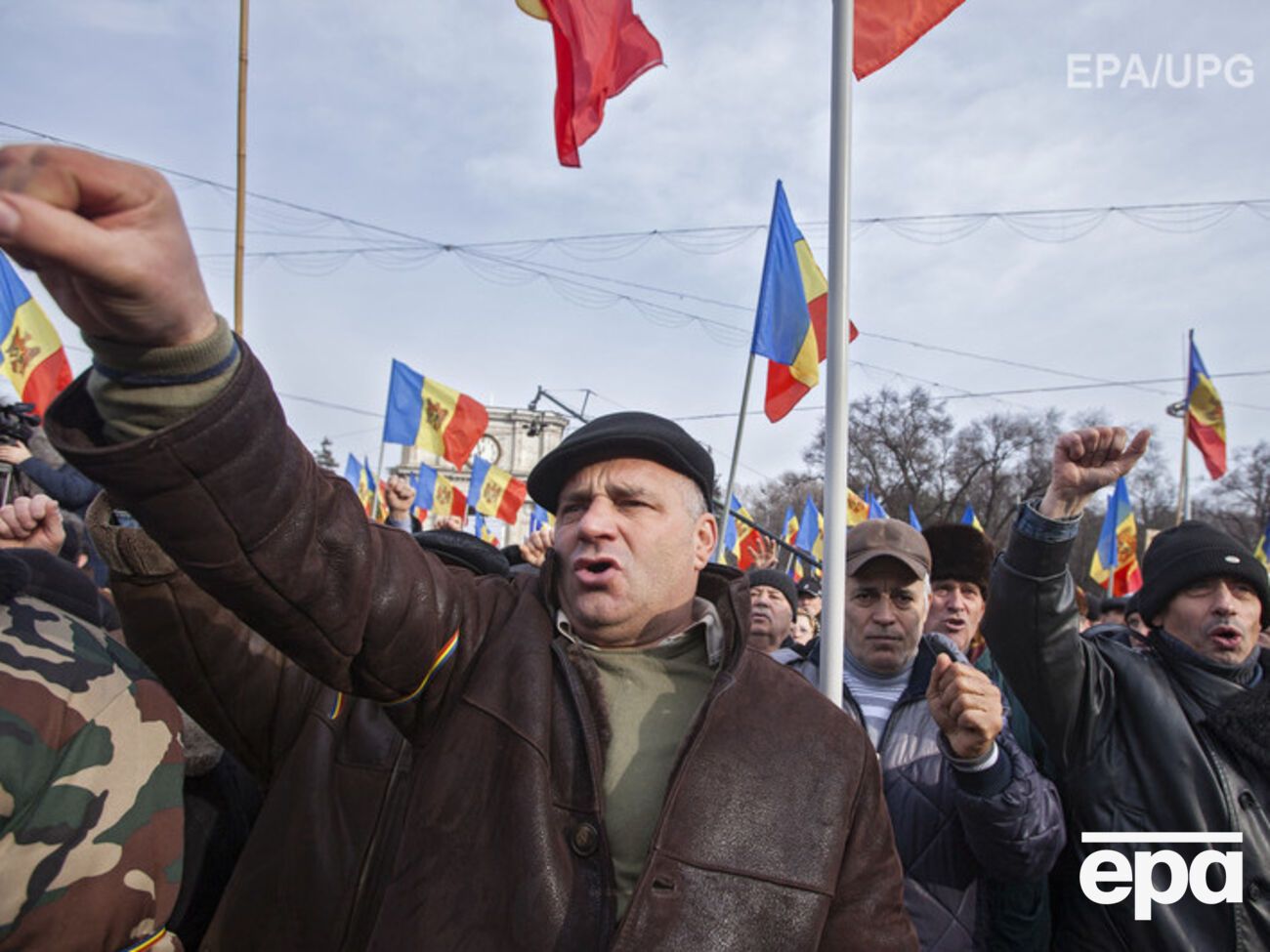 В Молдову не пустили два телеканала из РФ