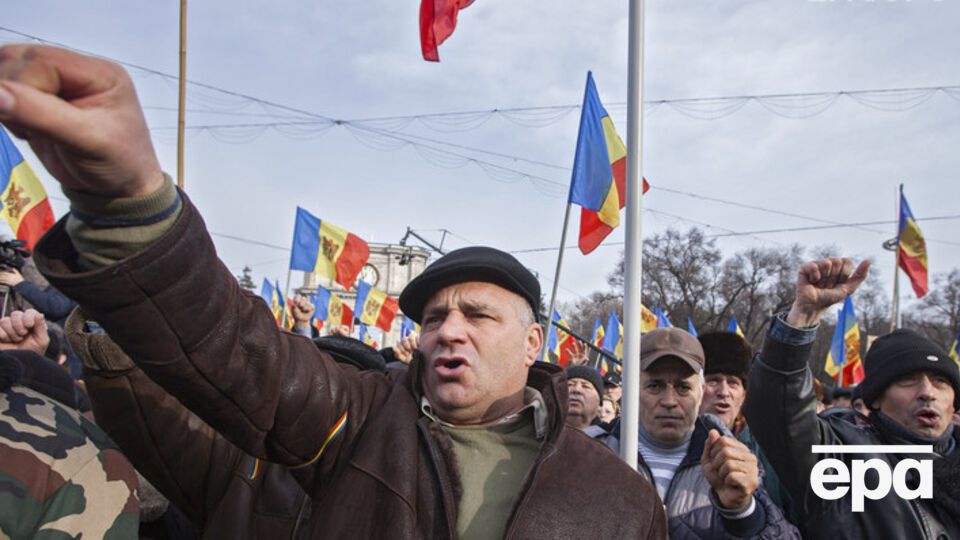 В Молдову не пустили два телеканала из РФ