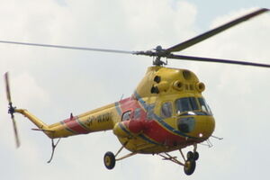 Вертолет поврежден, люди не пострадали