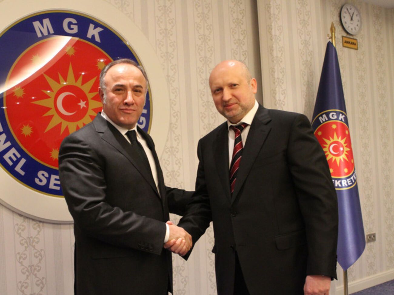 Встреча Турчинова и&nbsp;Хаджимуфтюоглу