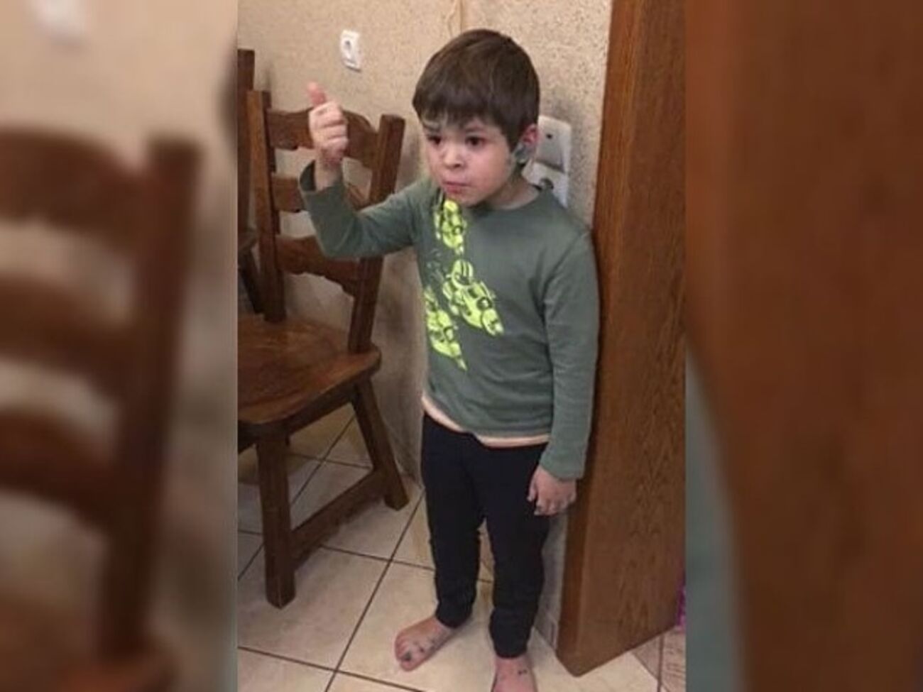 Ребенок отчитал отца за убийство мыши: Из-за вас скоро животные исчезнут!