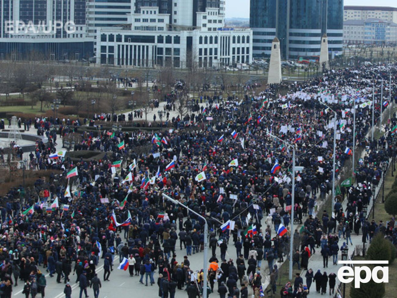 Государственный телеканал "Грозный ТВ" сообщил, что на митинг в поддержку главы Чечни Рамзана Кадырова 22 января вышел миллион человек