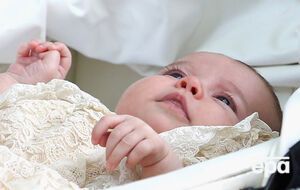 Маленькая Шарлотта по популярности обошла всех членов королевской семьи