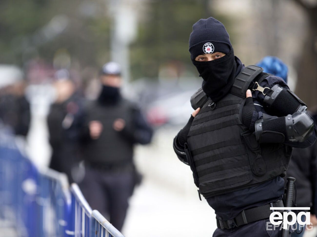 Турецкие правоохранители ищут террористов