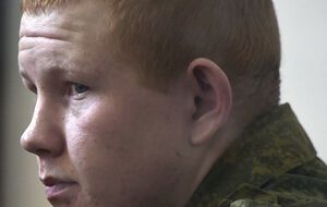 Судебный процесс над российским военнослужащим Валерием Пермяковым, обвиняемым в убийстве армянской семьи в городе Гюмри, проходит на территории российской военной базы в этом городе
