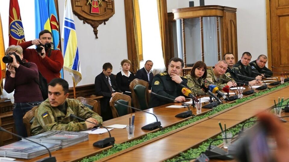 В Минобороны прошло совещание, посвященное обеспечению ВСУ формой