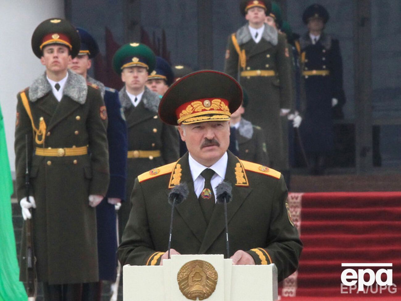Президент Беларуси Александр Лукашенко: Нам ничего чужого не надо, но метра своего не отдадим