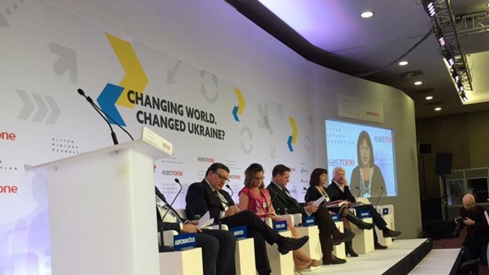 Константин Батозский: В кулуарах большинство наблюдателей выразили разочарование. Бизнесмены ожидали больше конкретики в экономической политике Украины