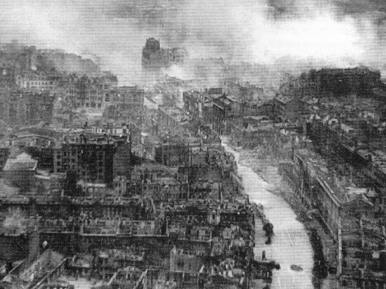 Крещатик, разрушенный во время пожаров 1941 года