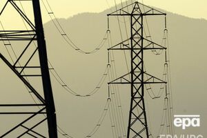 Силами ГСЧС в течение суток предоставлялась помощь в доставке бригад облэнерго до труднодоступных мест для проведения работ по восстановлению поврежденных линий электропередач