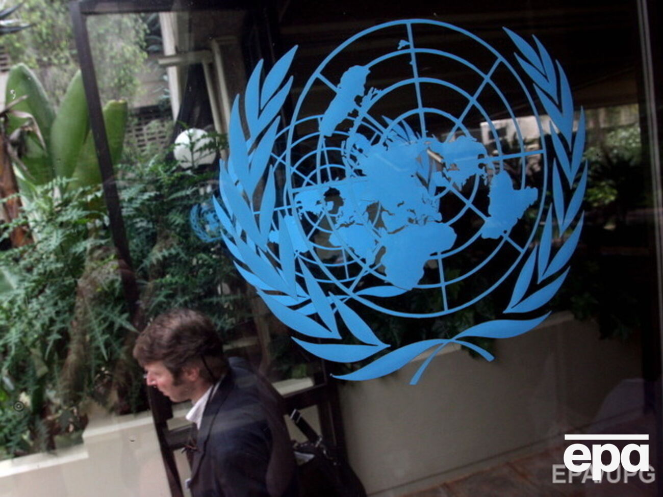 ООН лишила права голоса десять стран