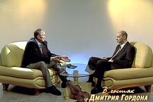 Евгений Евтушенко: Хрущев стукнул кулаком по столу: "Горбатого могила исправит!"