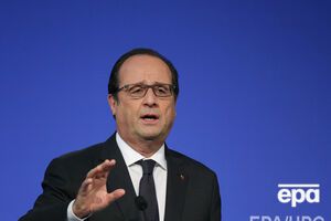 Олланд хочет продлить чрезвычайное положение во Франции на три месяца