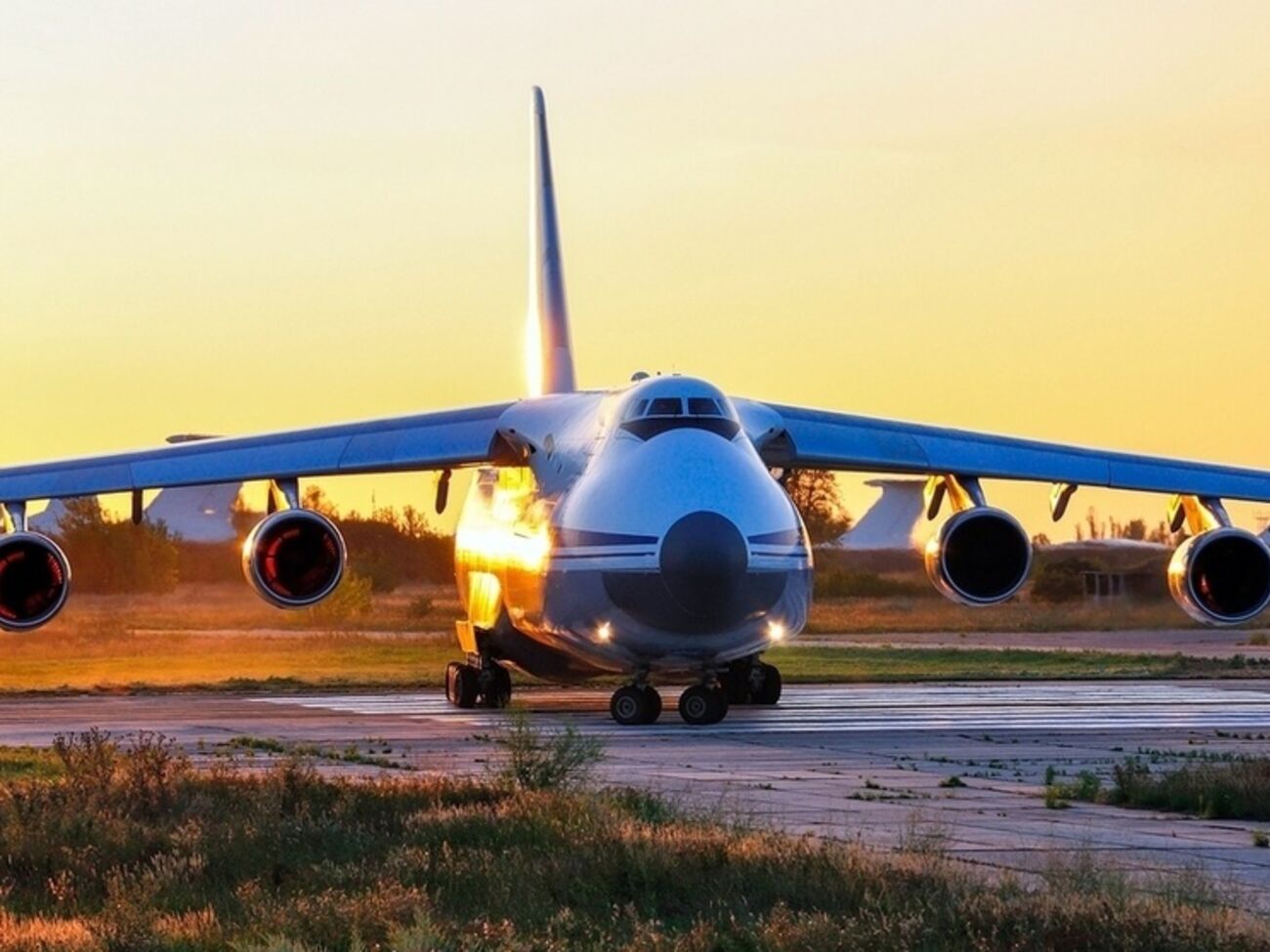 Самолет Ил-76 авиакомпании "224 Летный отряд"