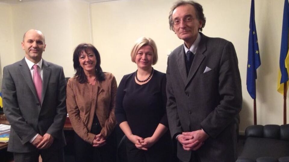 Ирина Геращенко обсудила гуманитарную ситуацию на Донбассе и проблематику внутренне перемещенных лиц с представителем гендирекции Еврокомиссии по гуманитарной помощи и гражданской защите Жаном-Луи де Брувером