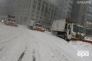 Нью-Йорк накрыла снежная буря