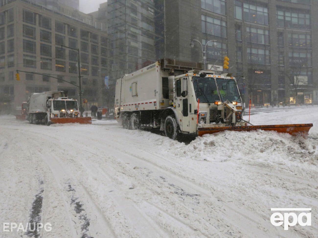 Из-за непогоды в США погибли уже 12 человек