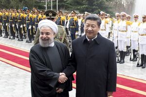 Глава Китая провел переговоры с президентом Ирана