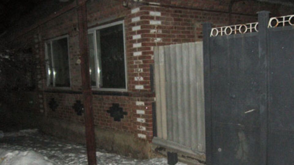 В доме находились двое детей пяти и семи лет