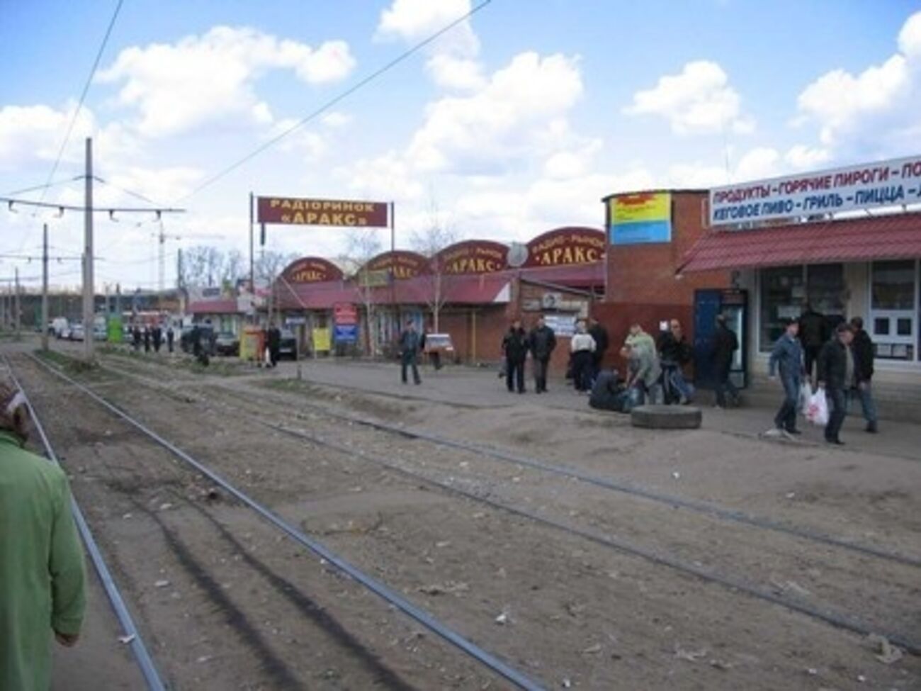 Рынок радиодеталей в Харькове занимает площадь более 2 тыс. кв. м