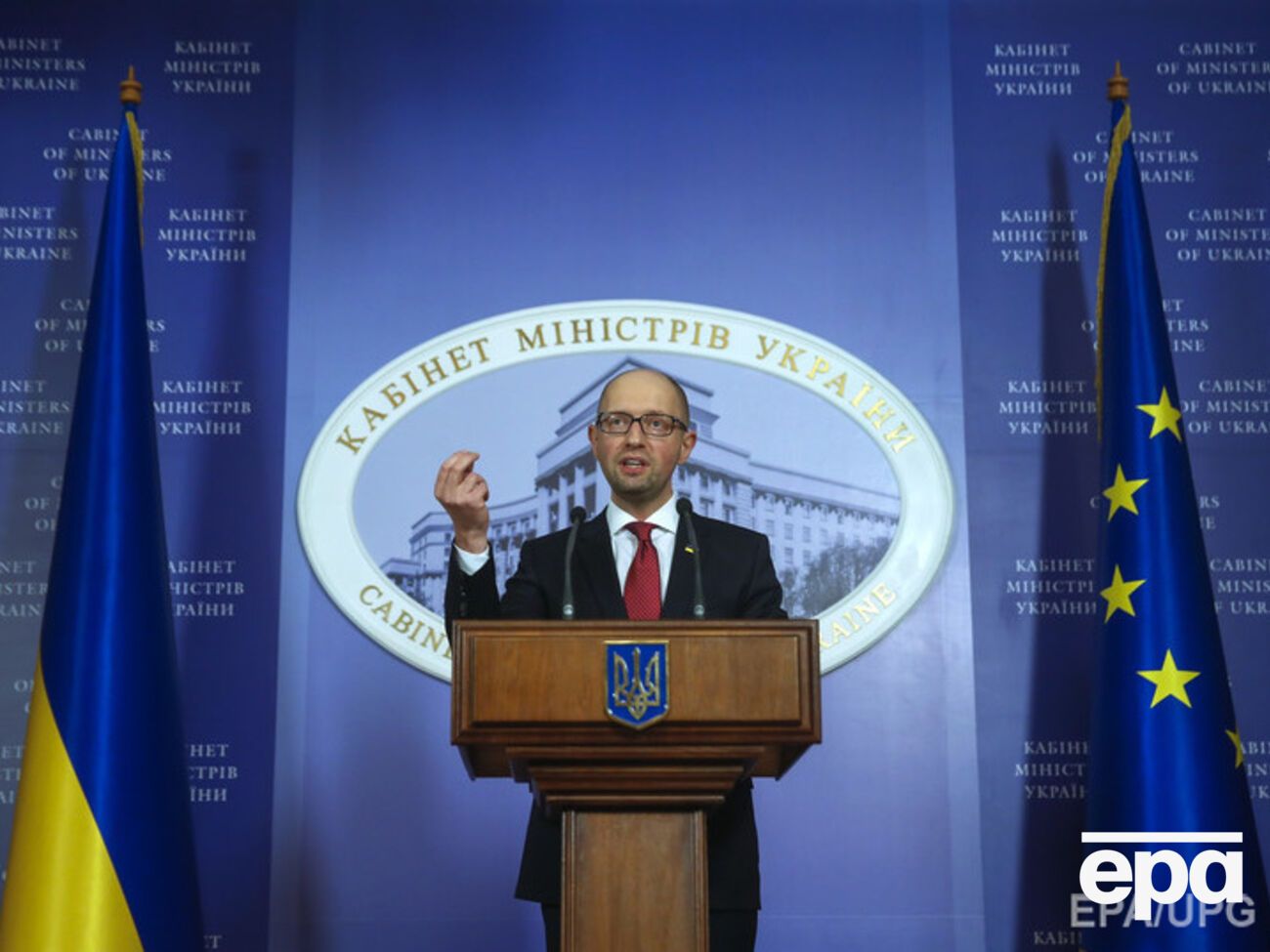 Яценюк считает необходимым переписать коалиционное соглашение