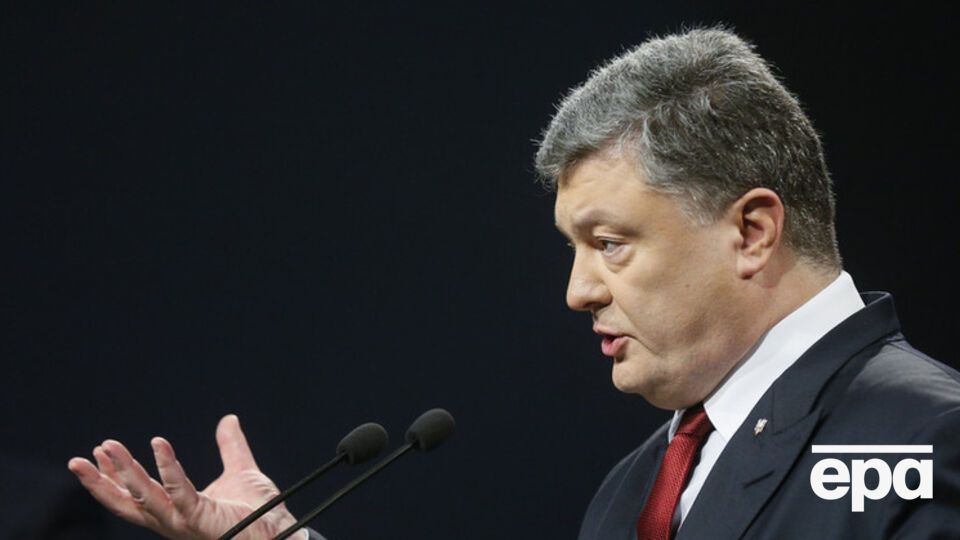 Порошенко анонсировал иски к РФ из-за аннексии Крыма