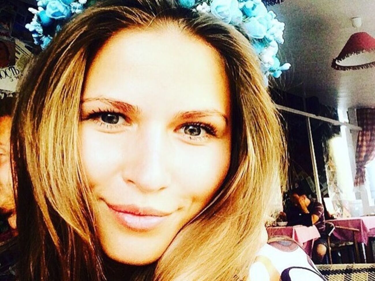 Топольницкая недавно поймала букет невесты