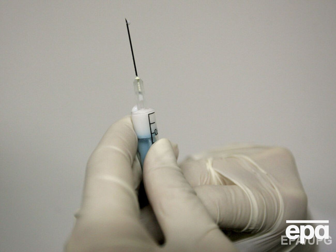 Все умершие были не привиты и слишком поздно обратились в больницу, отмечается в сообщении