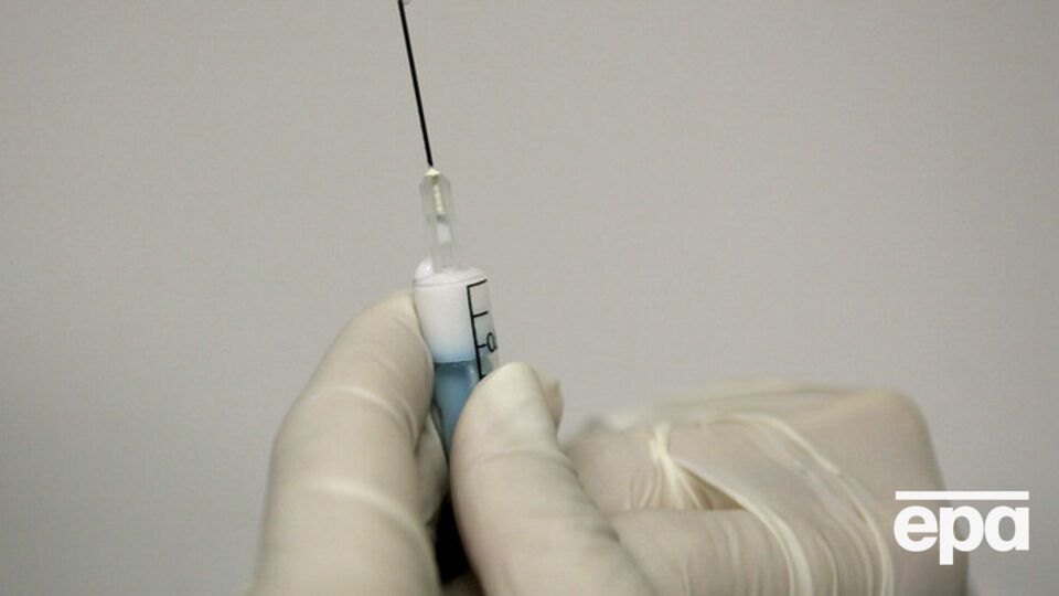 Все умершие были не привиты и слишком поздно обратились в больницу, отмечается в сообщении