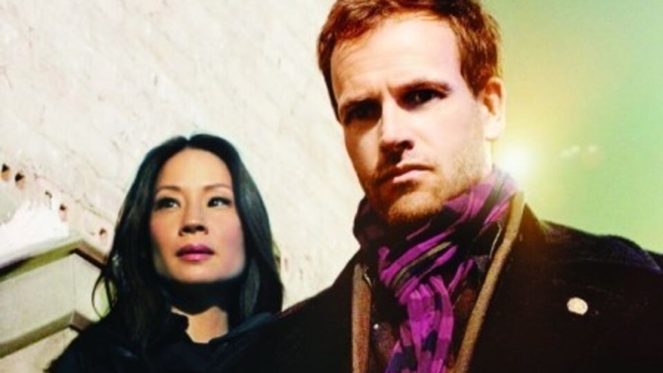 В эпизоде "Элементарно" США продают Украине оружие