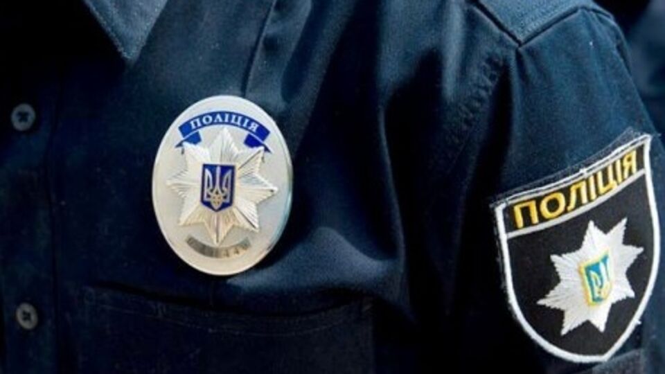 Самоубийца ранил полицейского