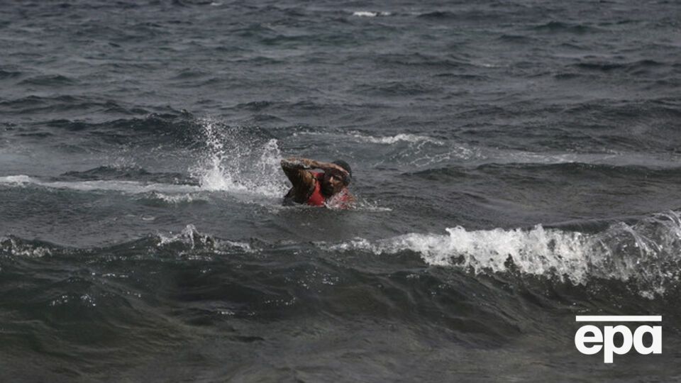 Германия и Австрия требуют от Греции сократить поток беженцев