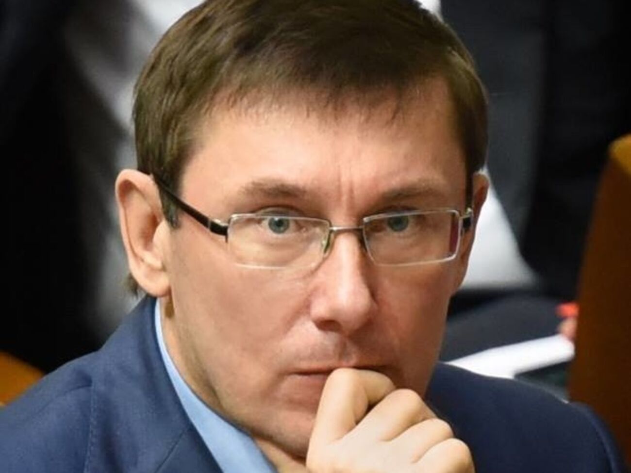 Луценко призвал правительство отчитаться о работе