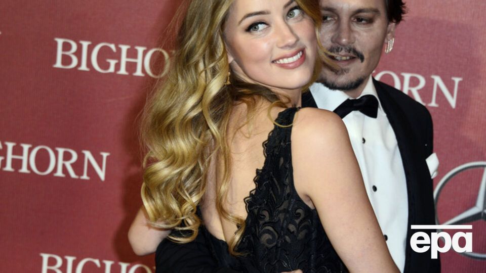 Депп не курит, а Херд не пьет --- СМИ