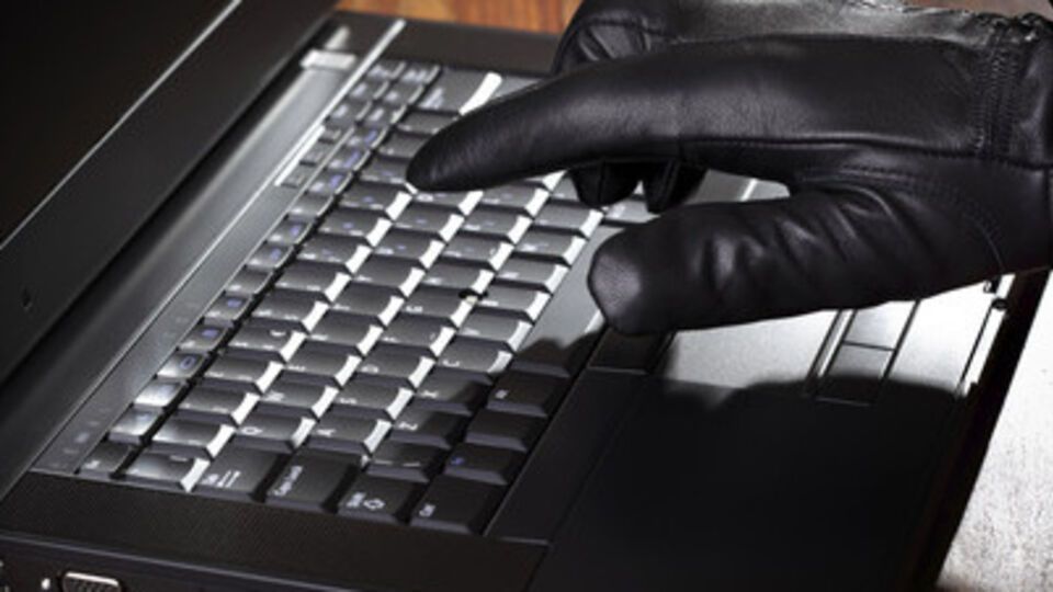 От действий преступника пострадали минимум 15 немецких интернет-магазинов