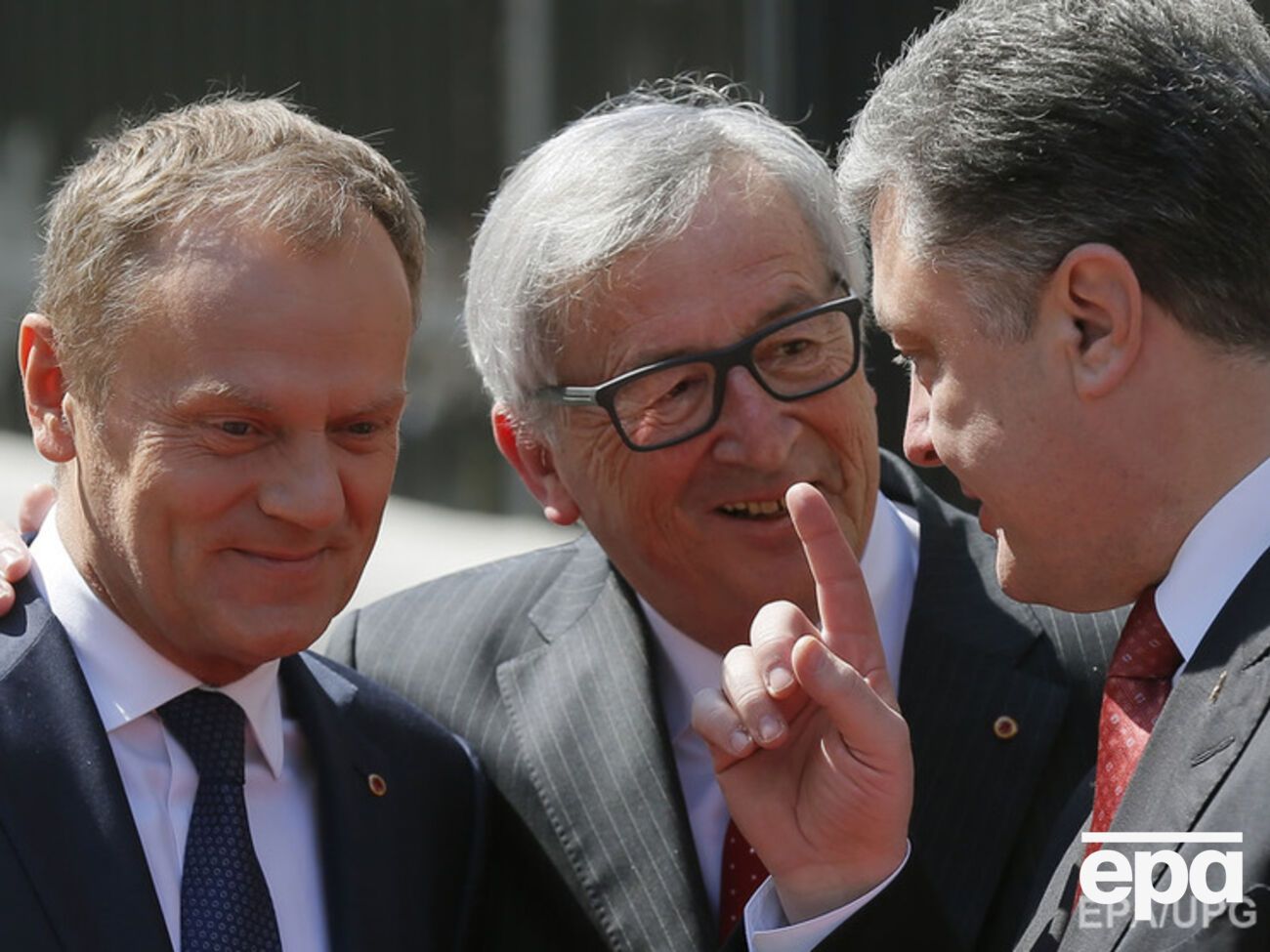 Глава ЕС Дональд Туск, президент Еврокомиссии Жан-Клод Юнкер и президент Украины Петр Порошенко готовят новую встречу?