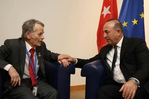 Джемилев провел встречу с Чавушоглу