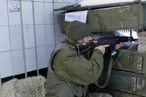 Украинские десантники провели учения в зоне АТО. Фоторепортаж