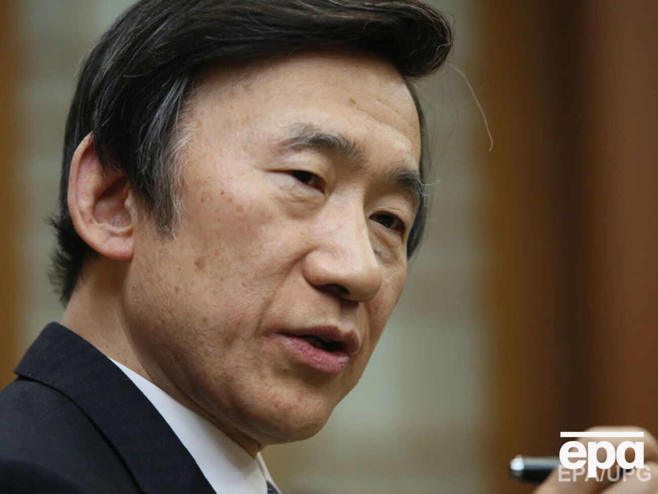 Министр иностранных дел Южной Кореи Юн Бен Се&nbsp;намерен отправиться в Россию "в самое ближайшее время, насколько это возможно"