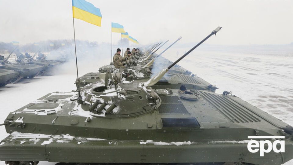 Зарплаты украинских военных растут