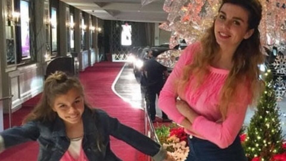 Седокова заявила о правах своей старшей дочери Алины на квартиру Белькевича в Киеве