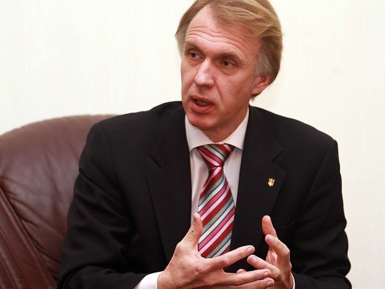 Владимир Огрызко:&nbsp;В последнее время некоторые из политиков Европы дрогнули: начались разговоры о том, что невыгодно разрывать отношения с Россией