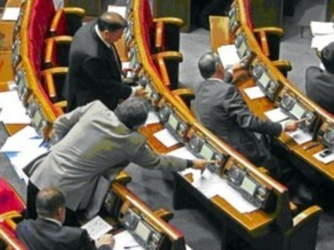 Джастин Бибер позировал полуобнаженным