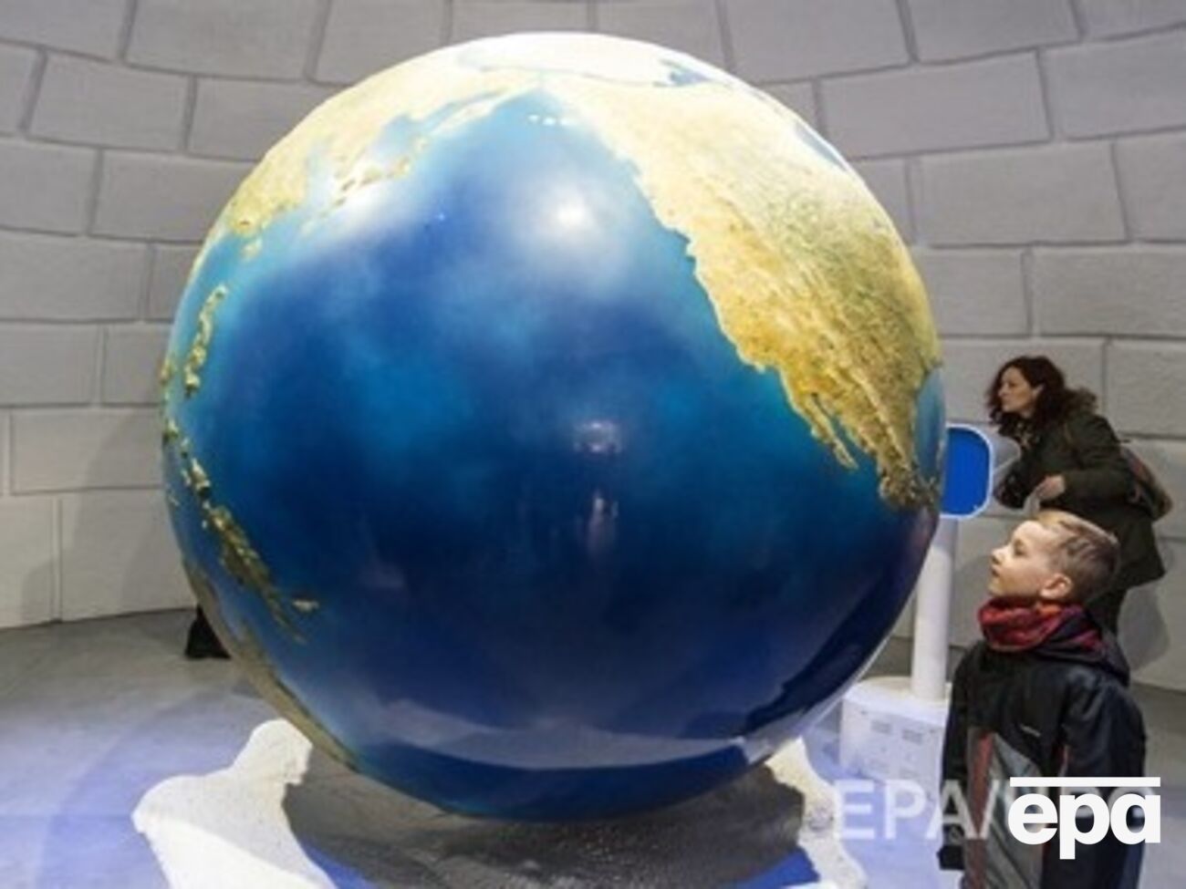 В NASA&nbsp;показали&nbsp;изменения температуры на Земле с 1880 по 2015 года