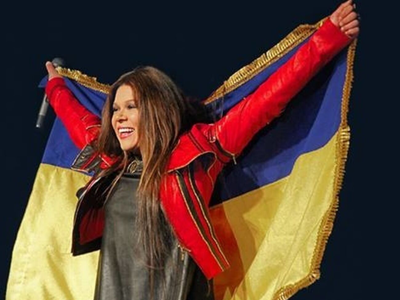 Жеребьевку провела певица Руслана