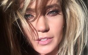 Песню для Глюкозы написал продюсер Фадеев