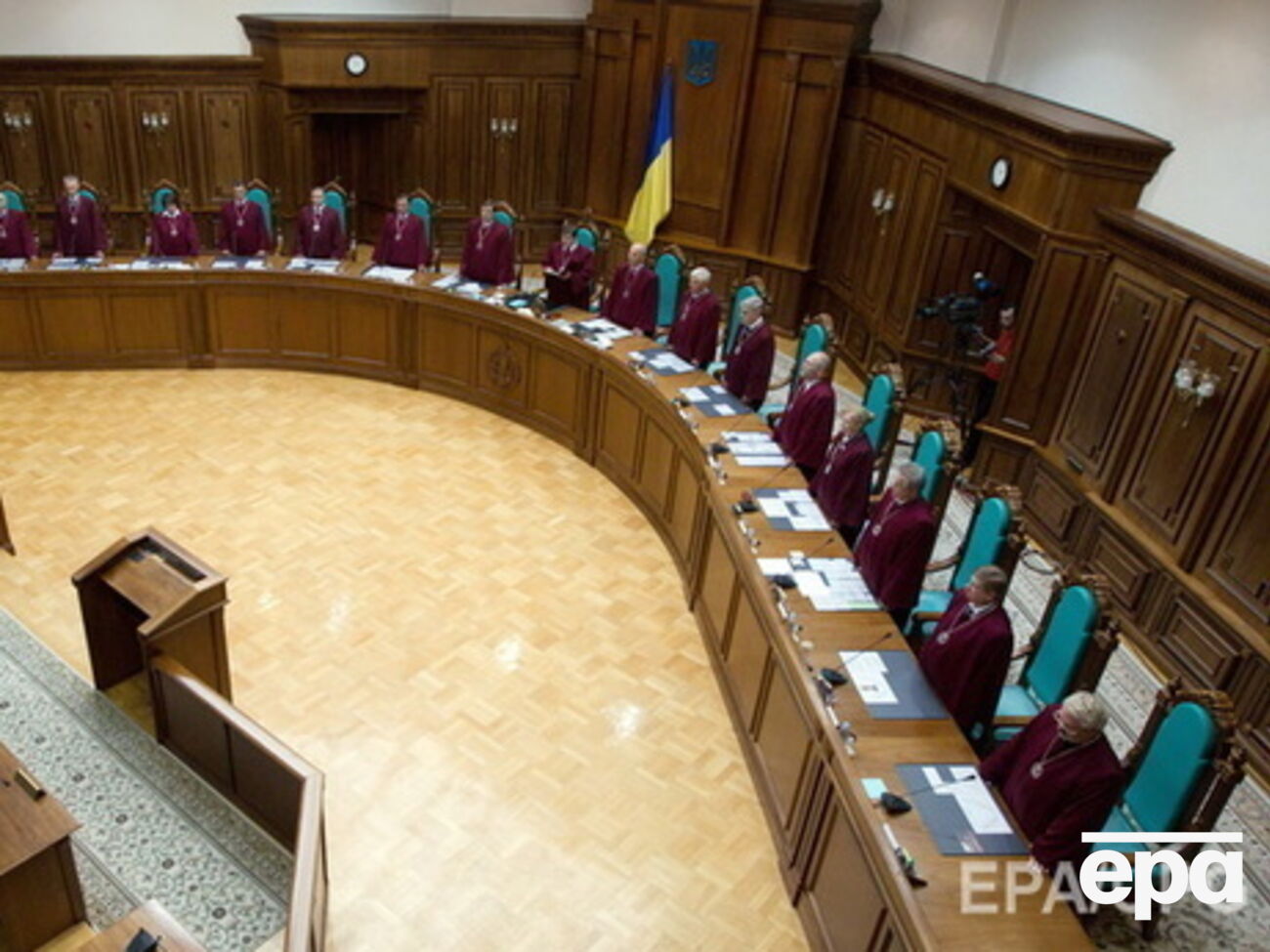 Конституционный суд назвал дату рассмотрения неоднозначной нормы Конституции