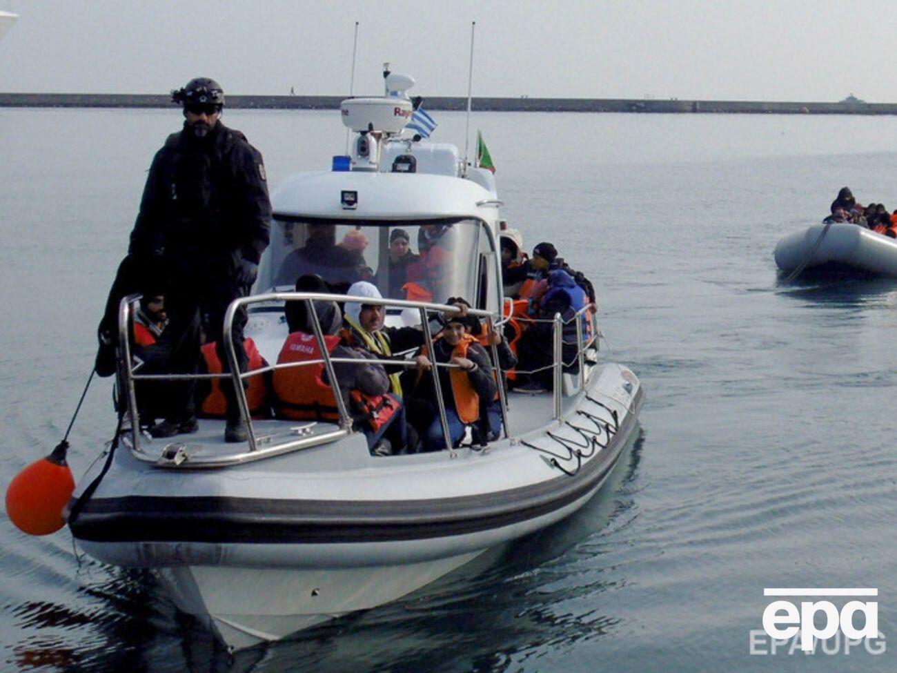 Пограничникам удалось спасти 10 человек